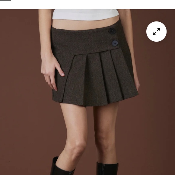 Unif Beatrix Skirt size lg - Picture 1 of 1